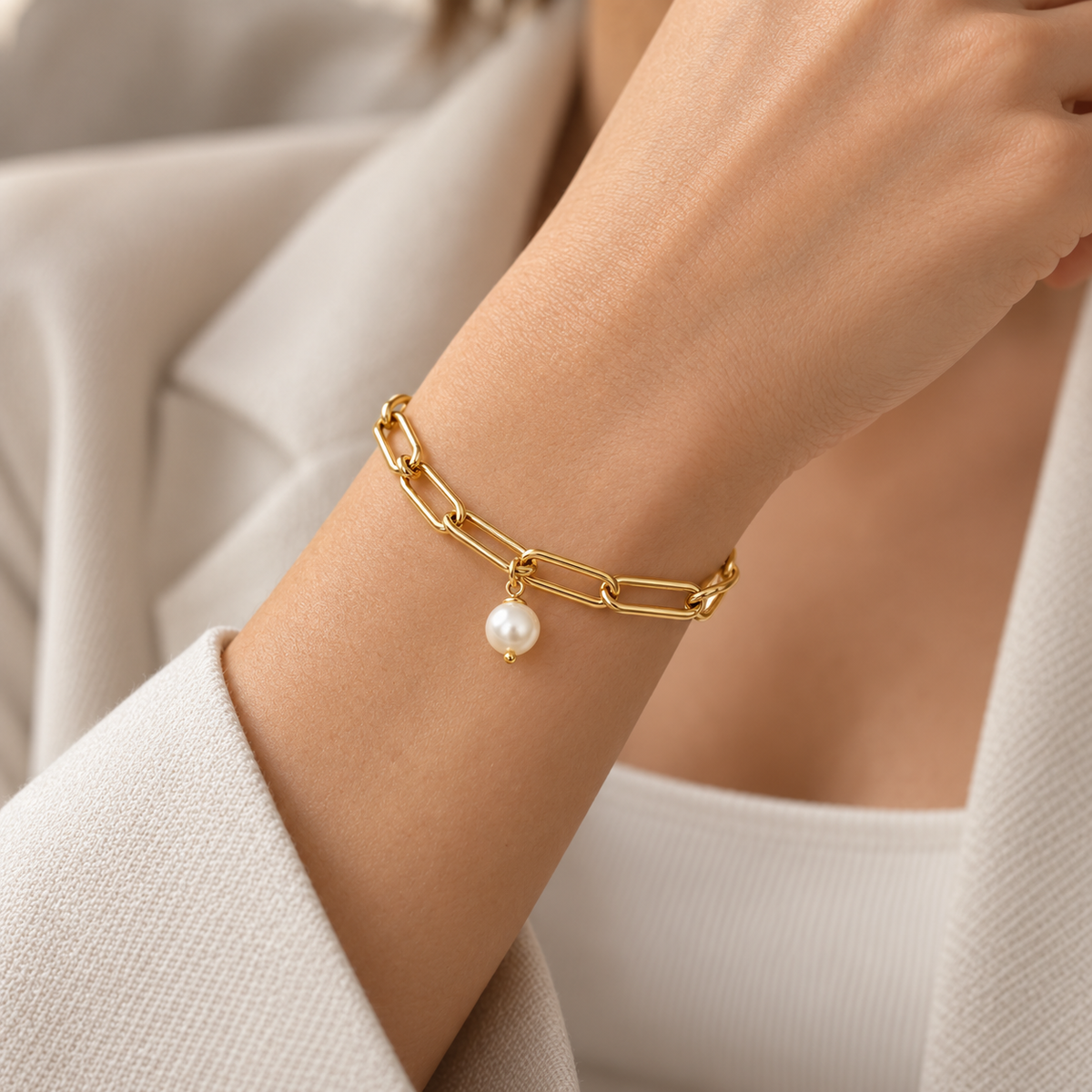 Naturalture® Gold-Tone Link Bracelet with Pearl-Look Drop – Modern Statement Chain Jewelry